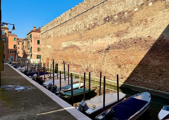 Celestia Canal View Appartamento *