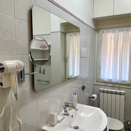 Celestia Canal View Apartament *